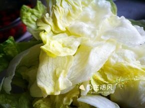 生菜洗净掰小