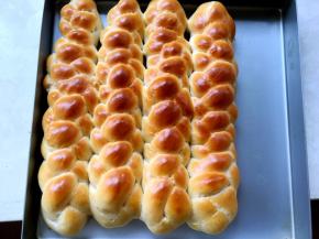 170度烤22分钟，出炉凉至手温，装袋密封保存