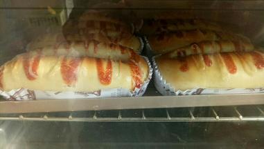 烤箱180度预热10分钟后放入中层烤20分钟。