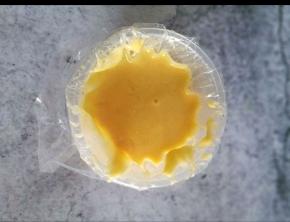 装入裱花袋。这时烤箱170开始预热。