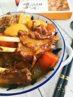 要全部收干才好吃，那样土豆胡萝卜比较入味。