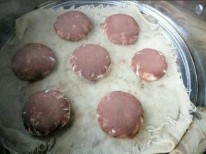 锅开后放蒸篦上，中大火15分钟左右，关火焖3分钟