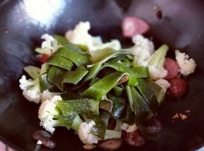 最后加入海带。