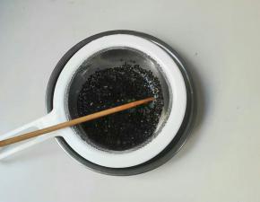黑芝麻洗净