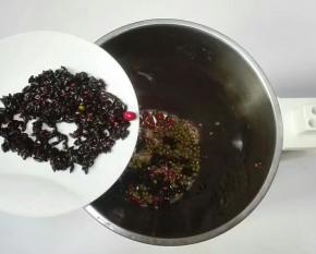 放黑米，黑芝麻