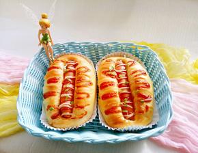 出炉撒上点葱花。也可以烤之前放。