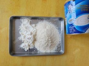 低筋面粉50g，婴儿米粉50g