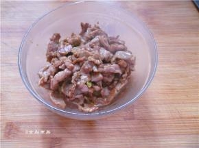 盛起，放在一旁待用