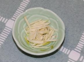 蒜头切丝