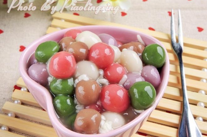 五彩汤圆
