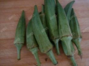 秋葵洗净
