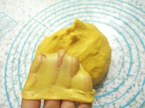 一直揉到能拉出坚韧不易破的薄膜