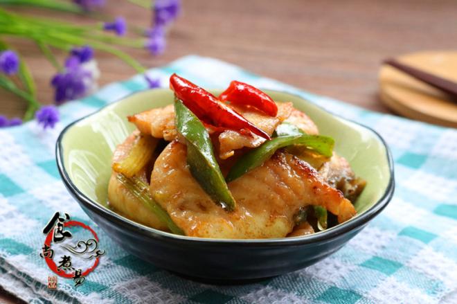 辣椒炒鱼片