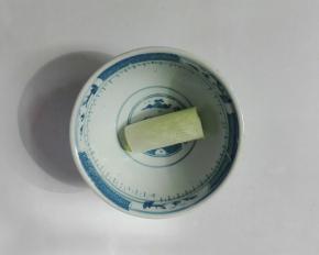 大葱用刀拍一下