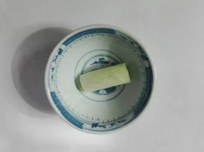 大葱用刀拍一下