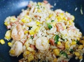 关火可以出锅喽～咖喱香味扑鼻而来。