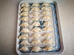 挤好的饺子