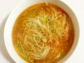 浇入适量的面汤！