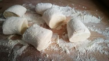 面团揉好后做成剂子