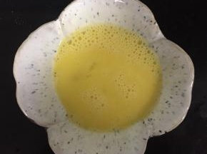 鸡蛋打散