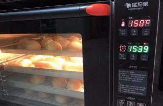 送进风炉150度烤18分钟