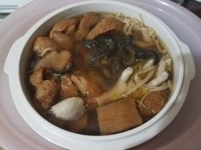 关火后不要着急开盖哟，稍微焖一会后，再装碗即可食用。