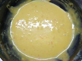 以Z字型手法，搅拌至无干粉。