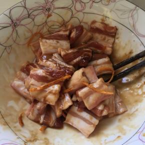 搅拌均匀腌一小时