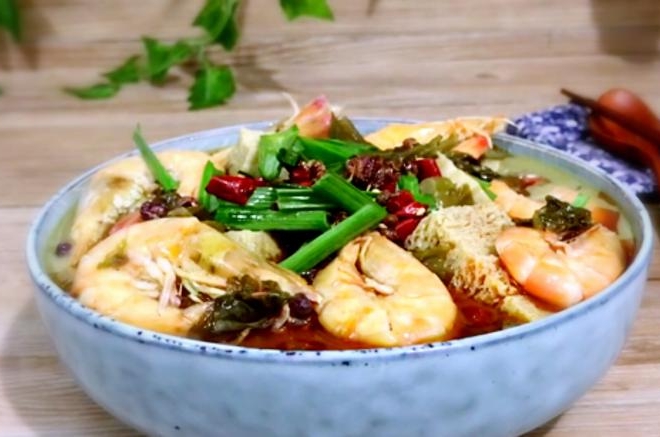 酸菜冻豆腐煮虾