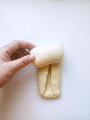 由上而下卷起来