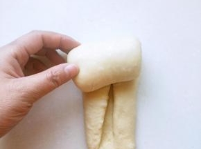 由上而下卷起来