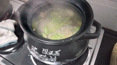 所有菜品煮熟加入盐调味即可