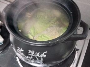 所有菜品煮熟加入盐调味即可