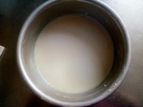 震一下模具，消消气泡