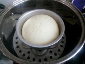 时间到，先别关火，打开锅盖，再蒸一分钟后关火