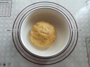 把所有的材料再次混合均匀，室温下静置30分钟