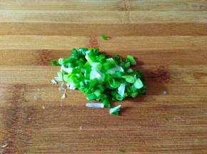 小葱切葱花