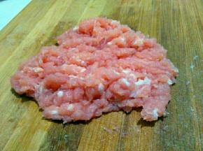 猪瘦肉剁成肉末