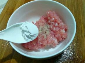 放一勺淀粉