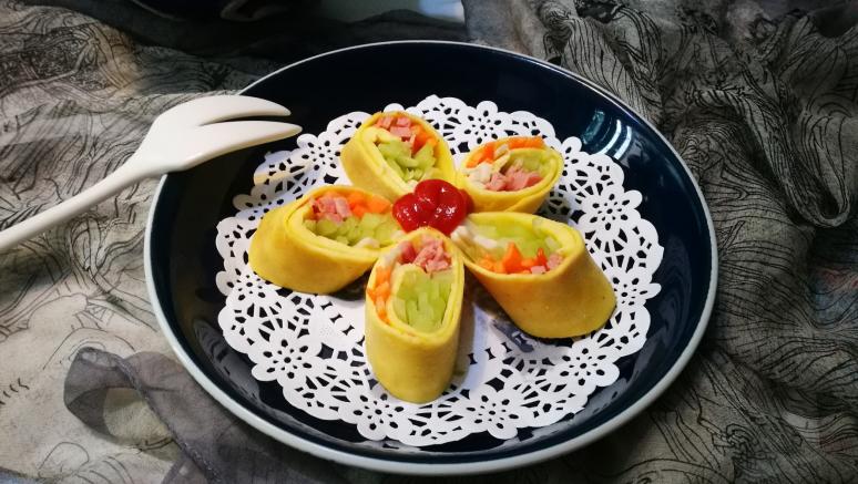 鸡蛋蔬菜卷