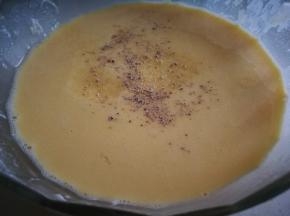 加入少许胡椒粉