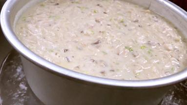 放入开水锅中蒸2小时左右