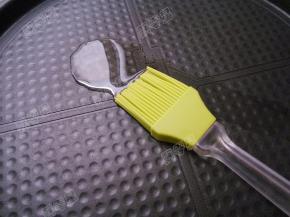 电饼铛刷油预热