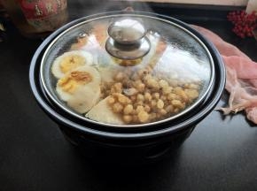 看到菜品都熟后就可以起锅了