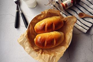 做好的蛋糕取出晾凉放入保鲜袋保存，因为有培根，所以尽快在24小时内食用完毕