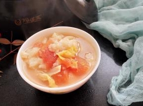 出锅前可以滴入香油，入碗享用