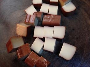 再横着切4刀成四方块