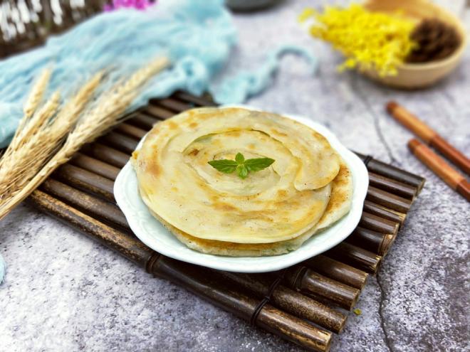椒盐葱花酥饼