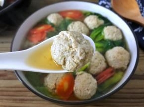 味道鲜美的荸荠肉丸。