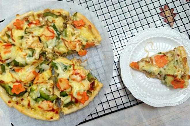 蔬菜披萨(含酱的制作)